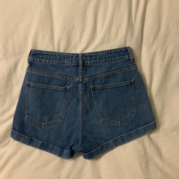 Bullhead 5 High Rise Aztec embroidered denim Mom Shorts - Picture 3 of 10